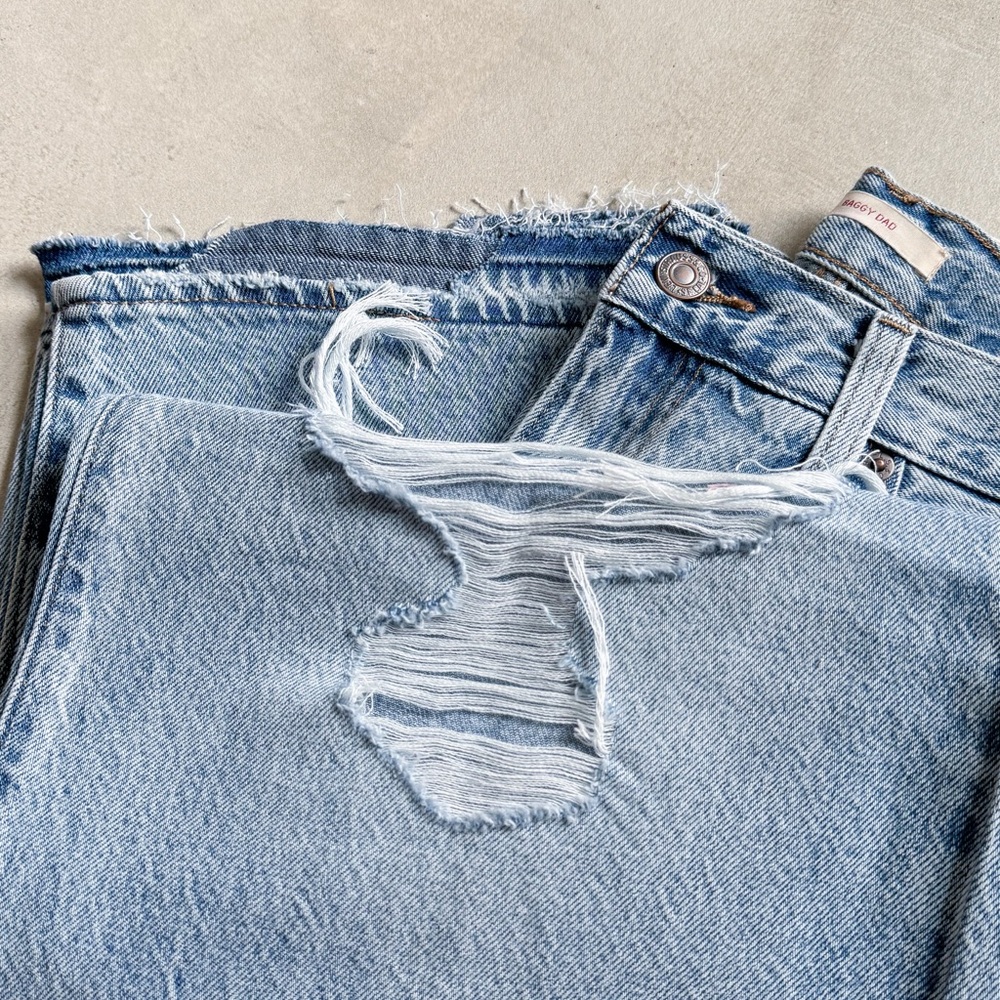 Levi’s Baggy Dad Jean - Picture 2 of 5